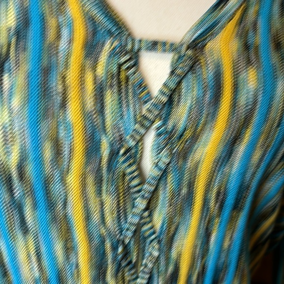 Laundry by Shelli Segal Striped V-Neck Women's Top tie front - Picture 2 of 7